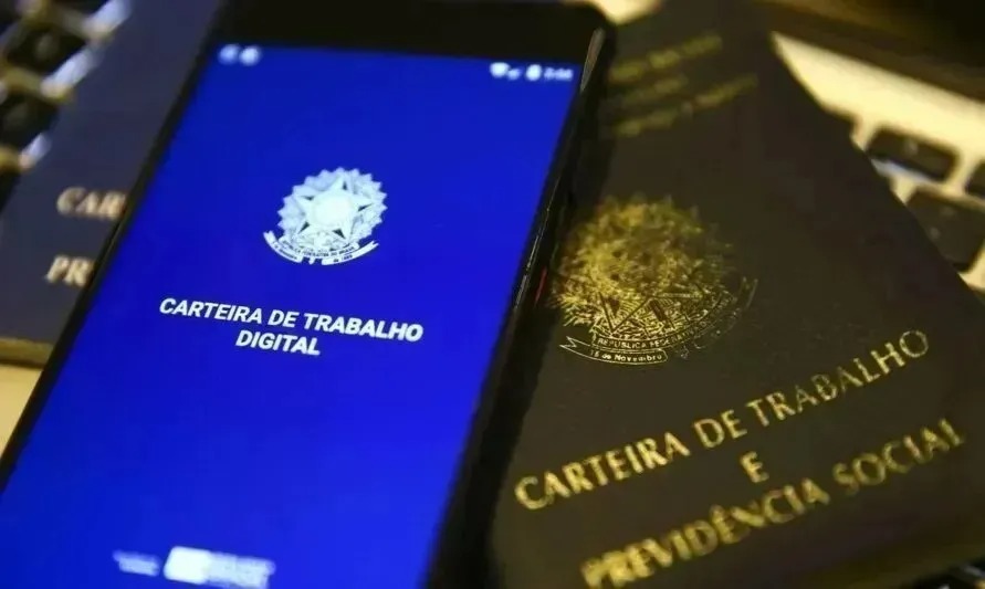 Com destaque na indústria, Paraná tem mais de 14 mil vagas de emprego